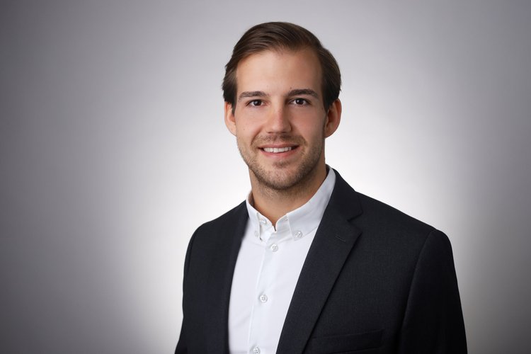 Porträt von Dr. Marc Wiedenmann